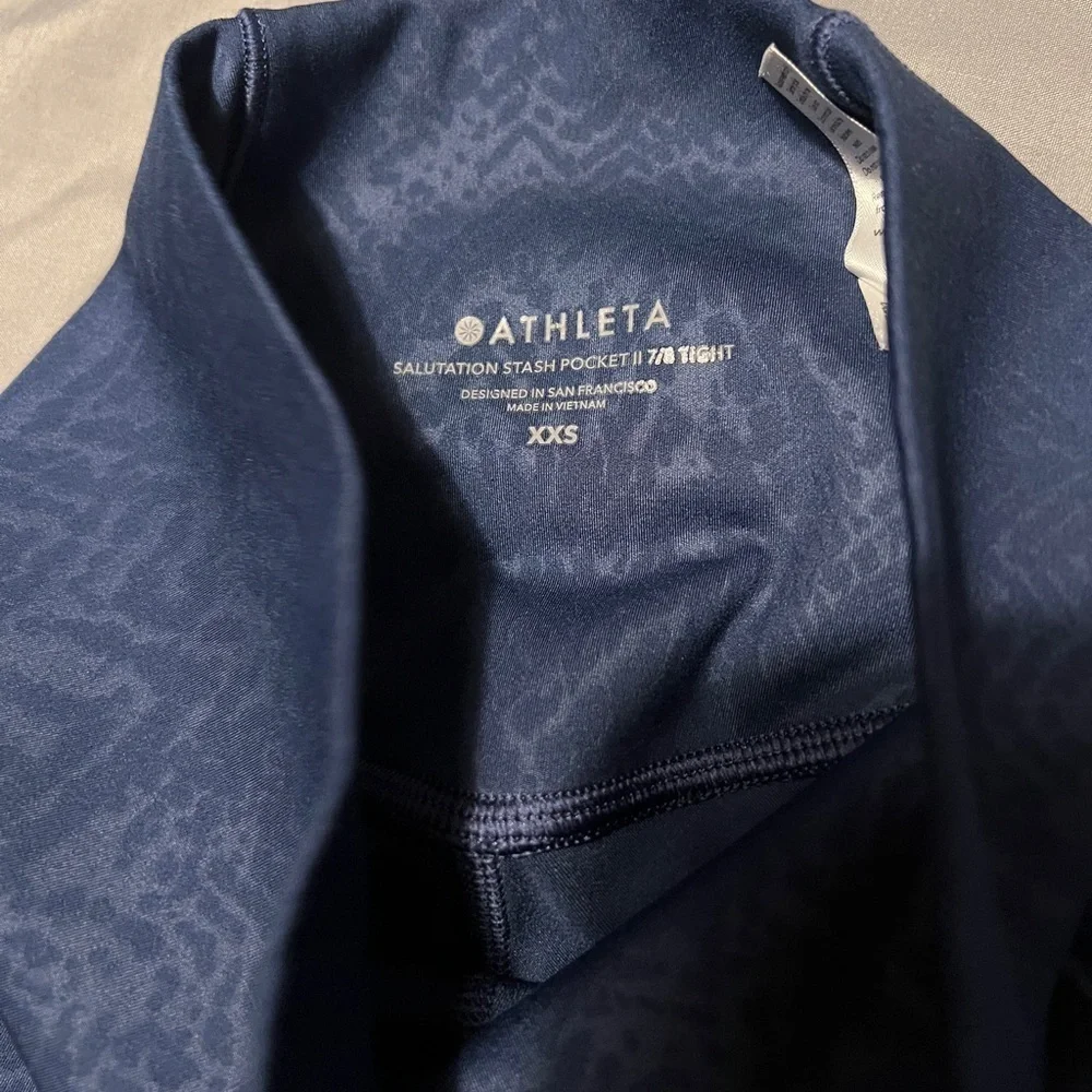 Athleta SALUTATION STASH POCKET I 7/8 TIGHT